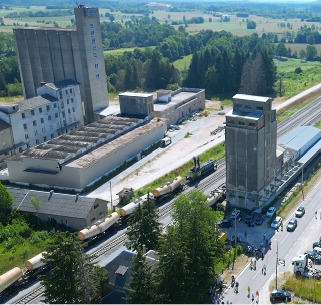 Panorama odlagališta opasnog otpada u Gospiću/Snimio Branislav Javornina                                                                                                                                                                                  